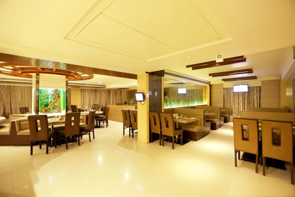 Hotel Swagath Grand Suchitra Hyderabad Exterior foto