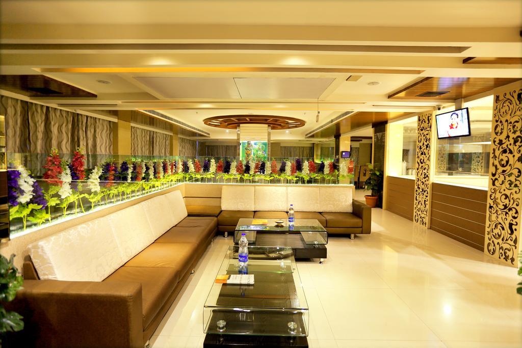Hotel Swagath Grand Suchitra Hyderabad Exterior foto