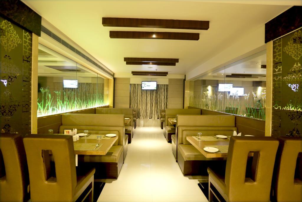 Hotel Swagath Grand Suchitra Hyderabad Exterior foto