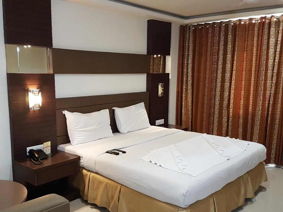 Hotel Swagath Grand Suchitra Hyderabad Exterior foto